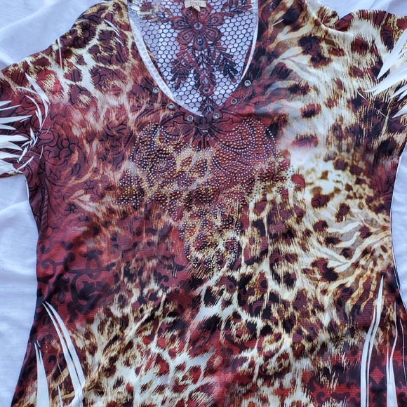 Reba - Picture 3 of 5